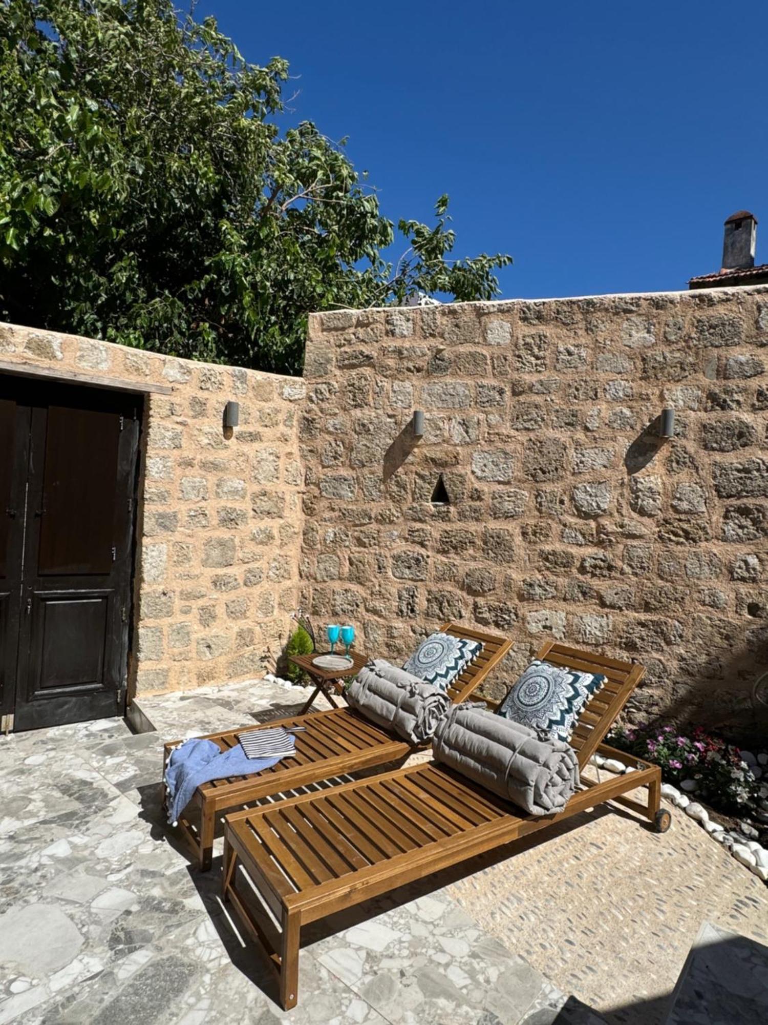 Vetus Vicinato Luxury Homes Rhodes City Exterior photo