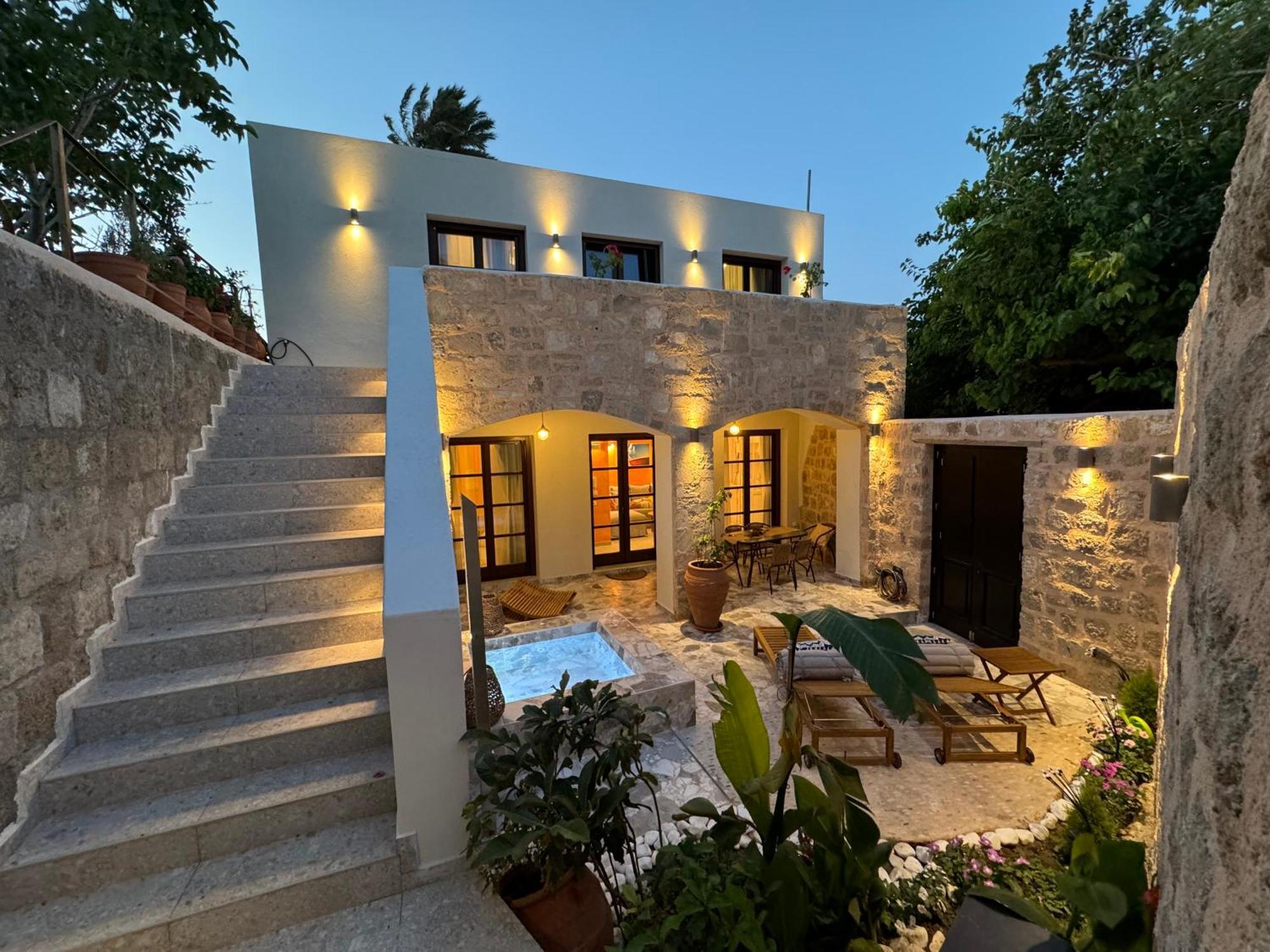 Vetus Vicinato Luxury Homes Rhodes City Exterior photo
